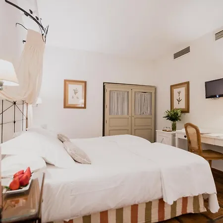 Hotel Palacio De Navas 3*