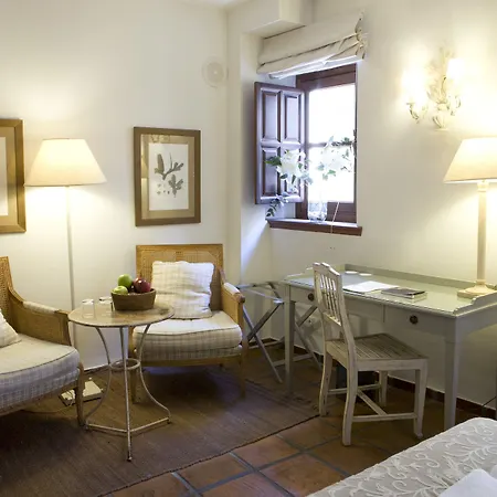 洛斯纳瓦斯宫酒店 酒店 3*