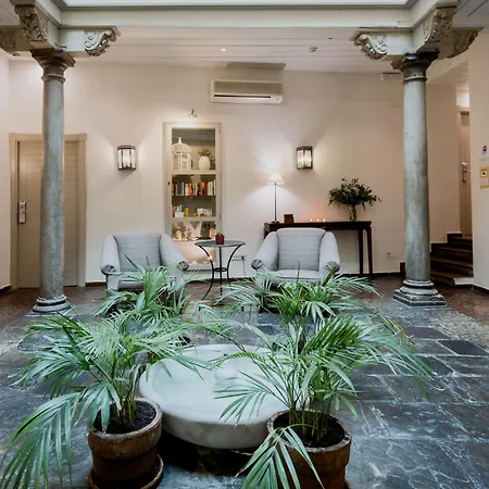 洛斯纳瓦斯宫酒店 酒店